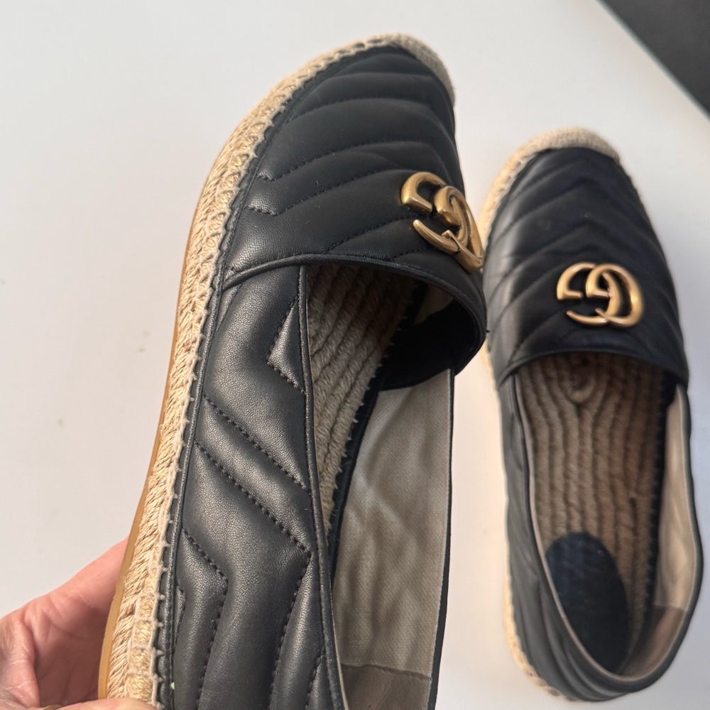 Gucci Black Espadrilles with Gold Logo - Picture 7 of 11
